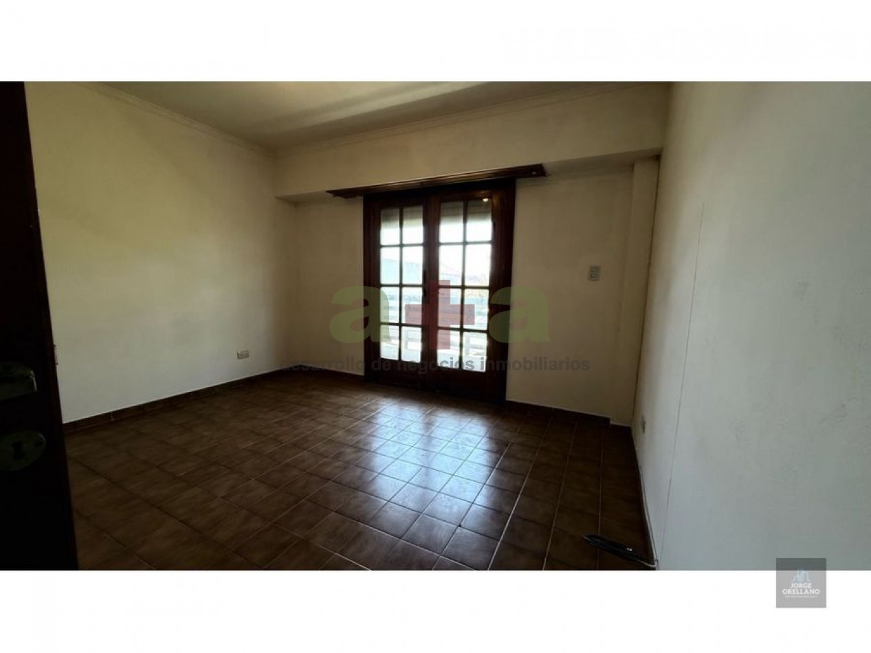 VENTA CASA 4 DORMITORIOS Y DEPARTAMENTO DOS AMBIENTES BARRIO ZACAGNINI