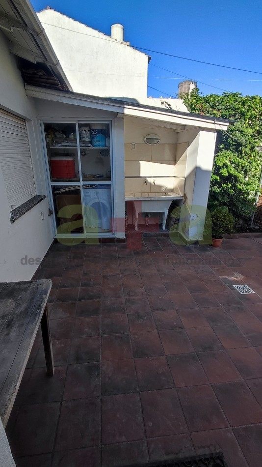 ALQUILER CASA 3 AMBIENTES