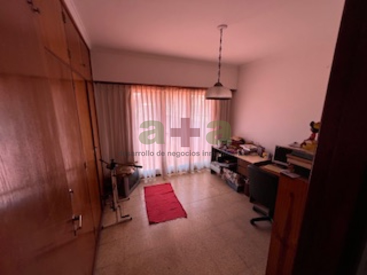 EXCELENTE CHALET A LA VENTA 