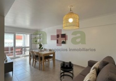 3  ambientes al frente con balcon y cochera